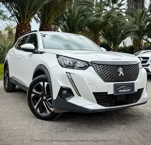 Peugeot 2008 2021 Allure 1.2 Puretech At