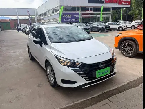 Nissan Versa 2024 Xrs