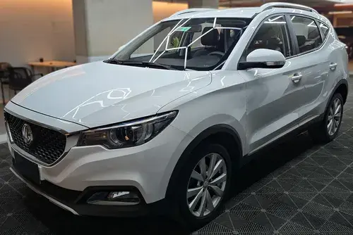 MG Zs 2023 1.5 Std 4x2 At