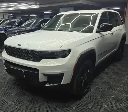 Jeep Grand Cherokee 2024 Altitude 4x4 3.6 Aut